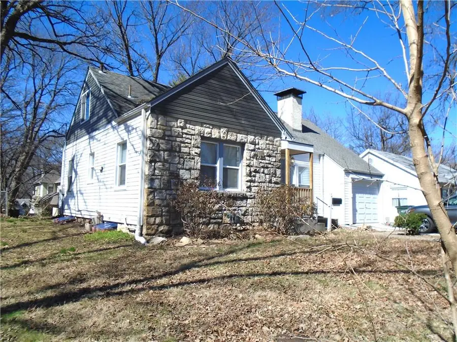 1308 6th Avenue, Leavenworth, KS 66048 - #2