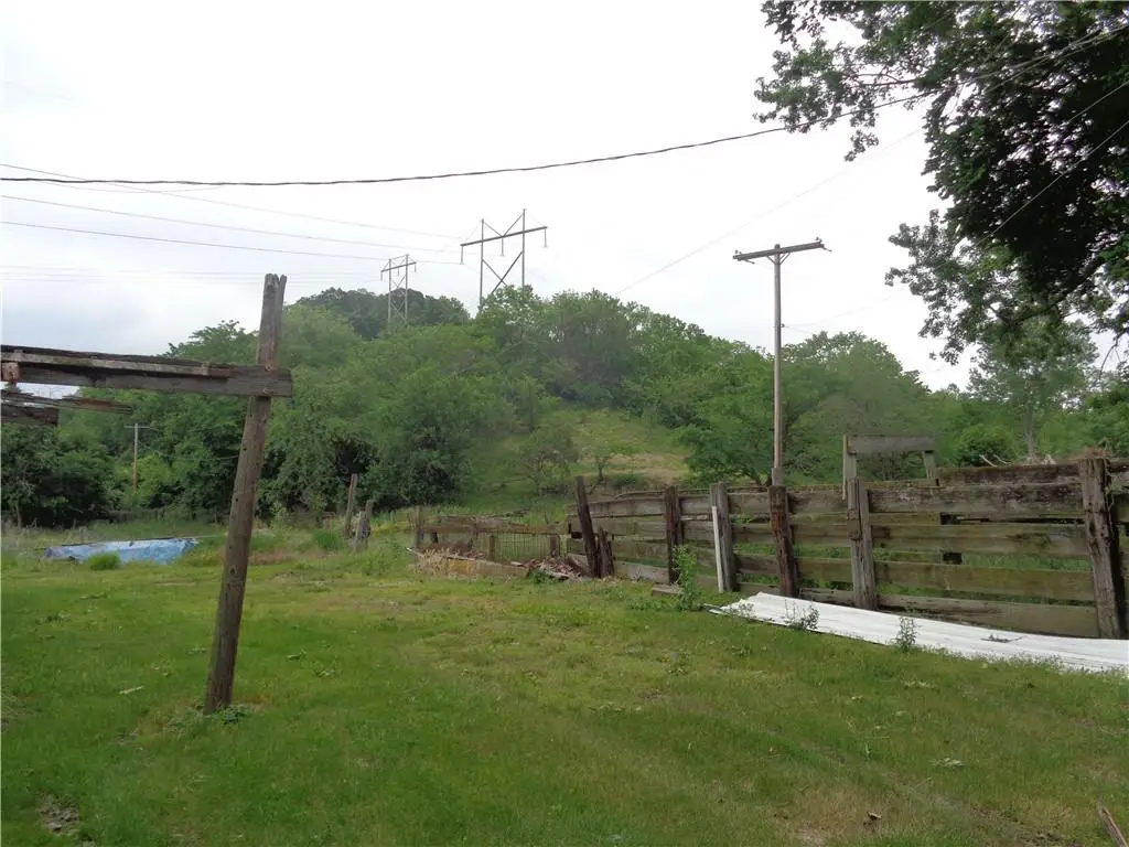 3905 N Barnes Road, Independence, MO 64058 - #1