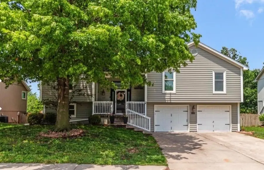 1004 SE 10th Street, Lees Summit, MO 64081 - #1