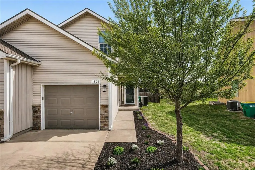 1701 N 127th Street, Kansas City, KS 66109 - #1