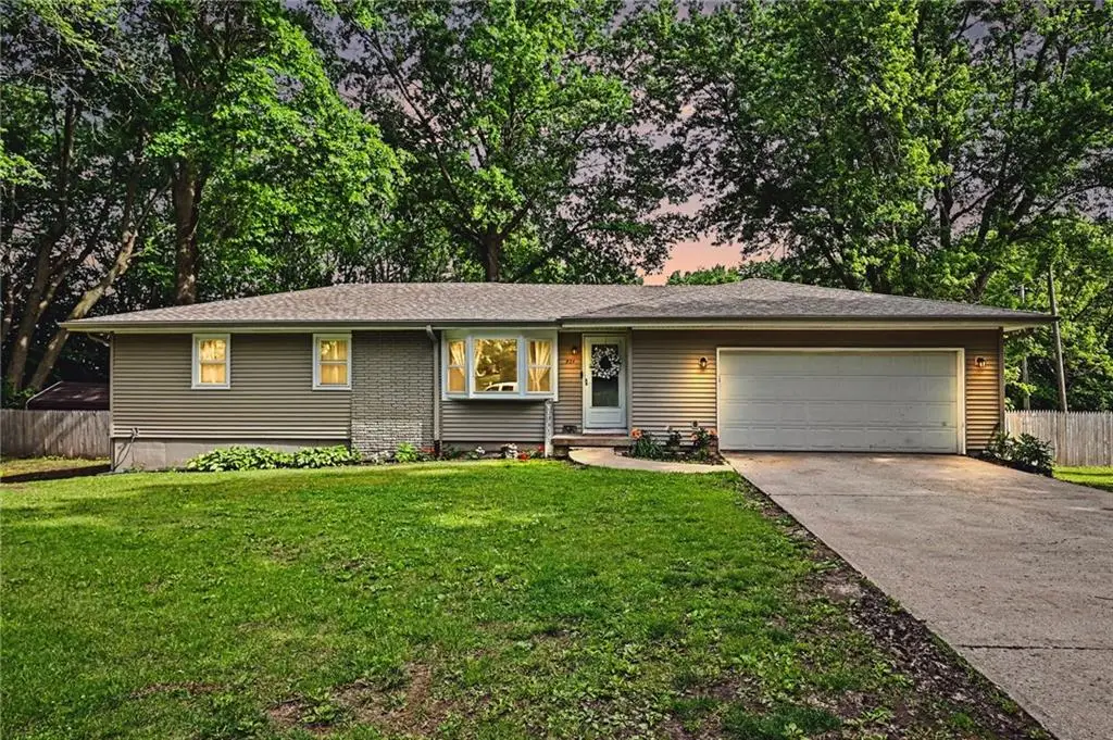 321 Matthews Lane, Gower, MO 64454 - #1