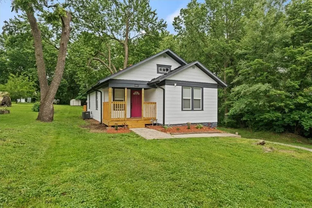 1007 S Crisp Avenue, Independence, MO 64054 - #1