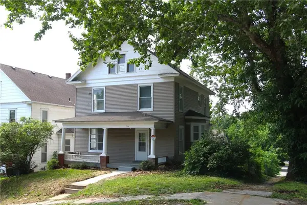 702 Mcdonald Street, St Joseph, MO 64505
