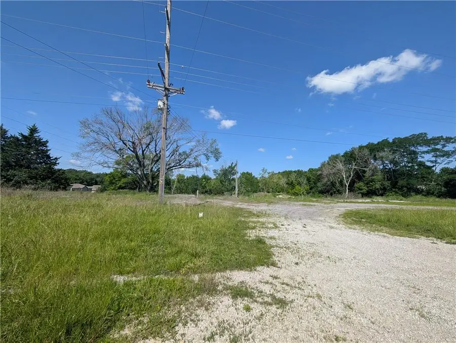 801 S State Street, Knob Noster, MO 65336 - #3