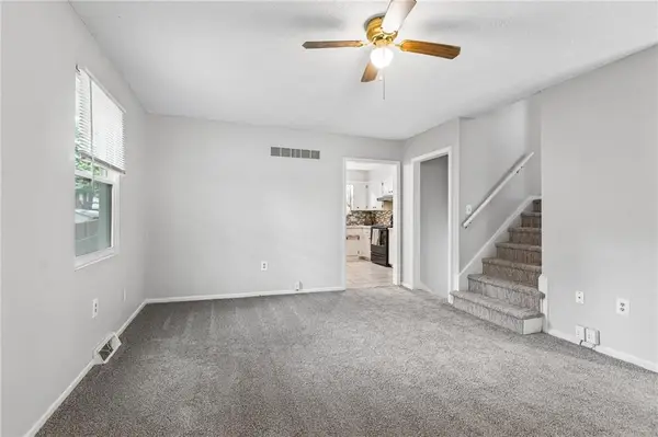 515 S Cardinal Drive, Olathe, KS 66062