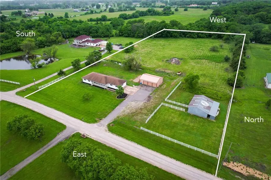 22922 Bedford Road, Spring Hill, KS 66083 - #2