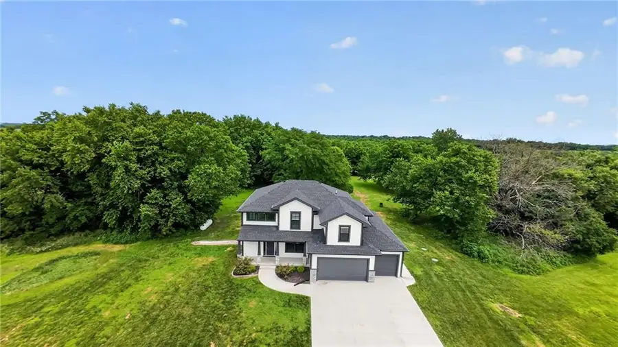 20194 207th Street, Tonganoxie, KS 66086 - #3