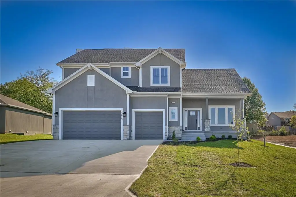6004 Apache Drive, Shawnee, KS 66226 - #1