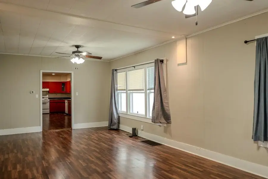 1205 E 6th Street, Pittsburg, KS 66762 - #3