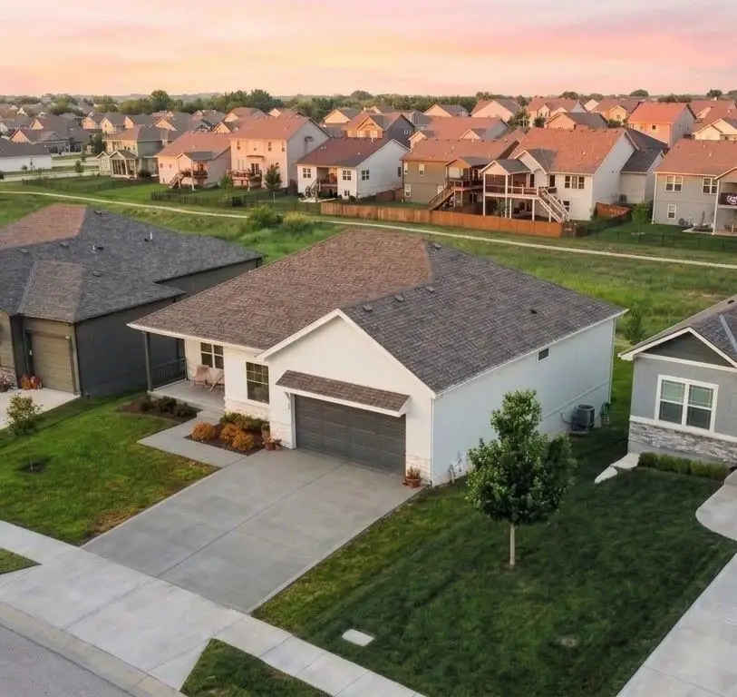 19610 W 196th Terrace, Spring Hill, KS 66083 - #2