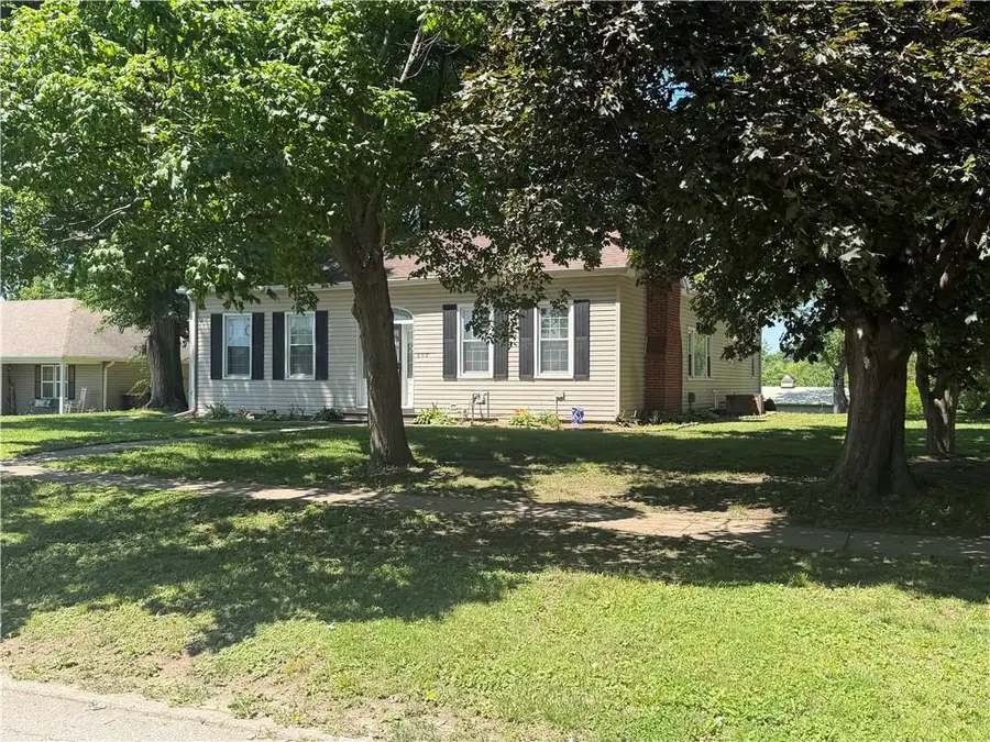 602 S 1st Street, Savannah, MO 64485 - #3