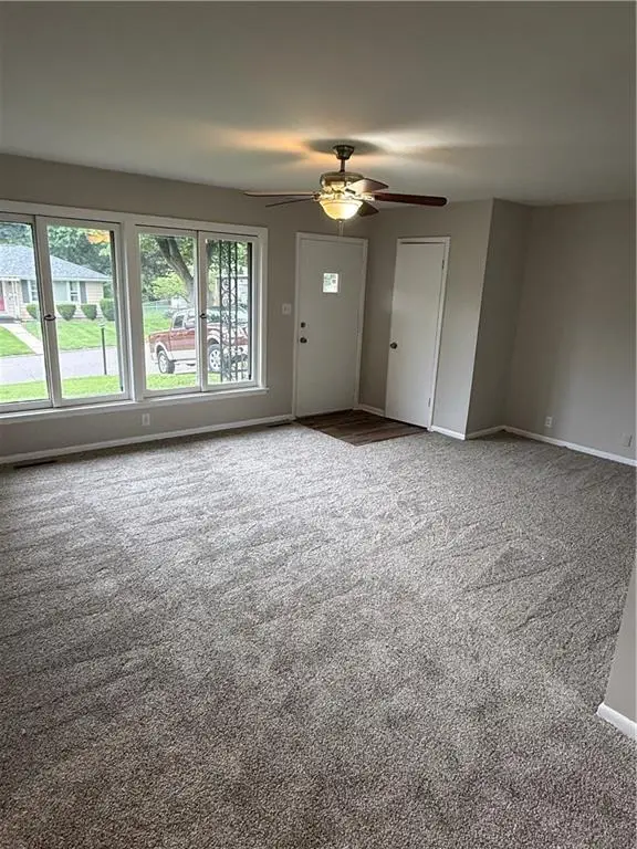 3115 Doniphan Avenue, Saint Joseph, MO 64507 - #2