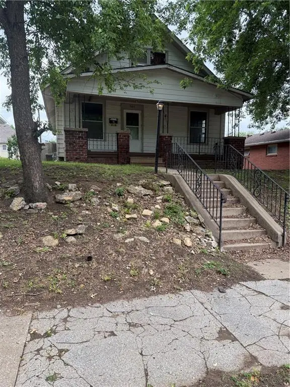 505 N 24th Street, Saint Joseph, MO 64501 - #1