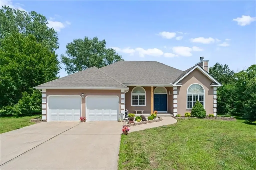 14515 S Hutt Road, Lone Jack, MO 64070 - #1