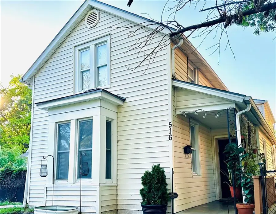 516 Linn Street, Leavenworth, KS 66048 - #2