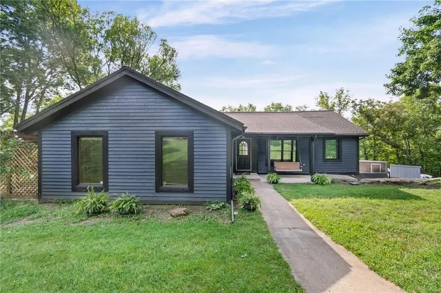 9051 Hillview Drive, De Soto, KS 66018 - #3