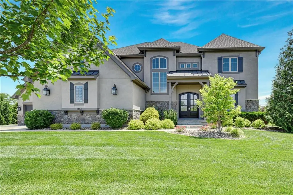 10511 S Red Bird Street, Olathe, KS 66061 - #1