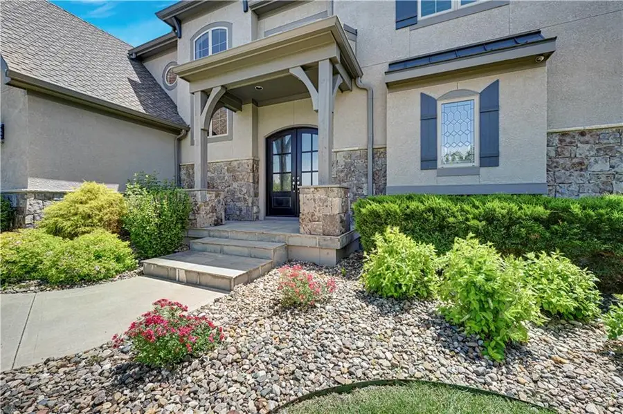 10511 S Red Bird Street, Olathe, KS 66061 - #3