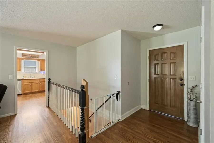 15629 Klamm Street, Basehor, KS 66007 - #3