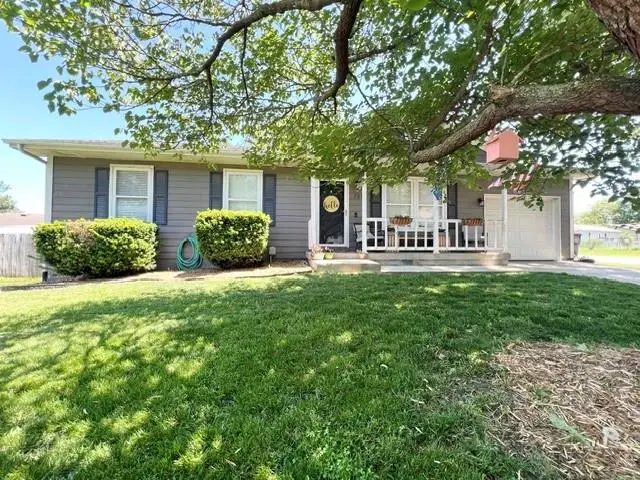 701 N Jesse Street, Kearney, MO 64060 - #1