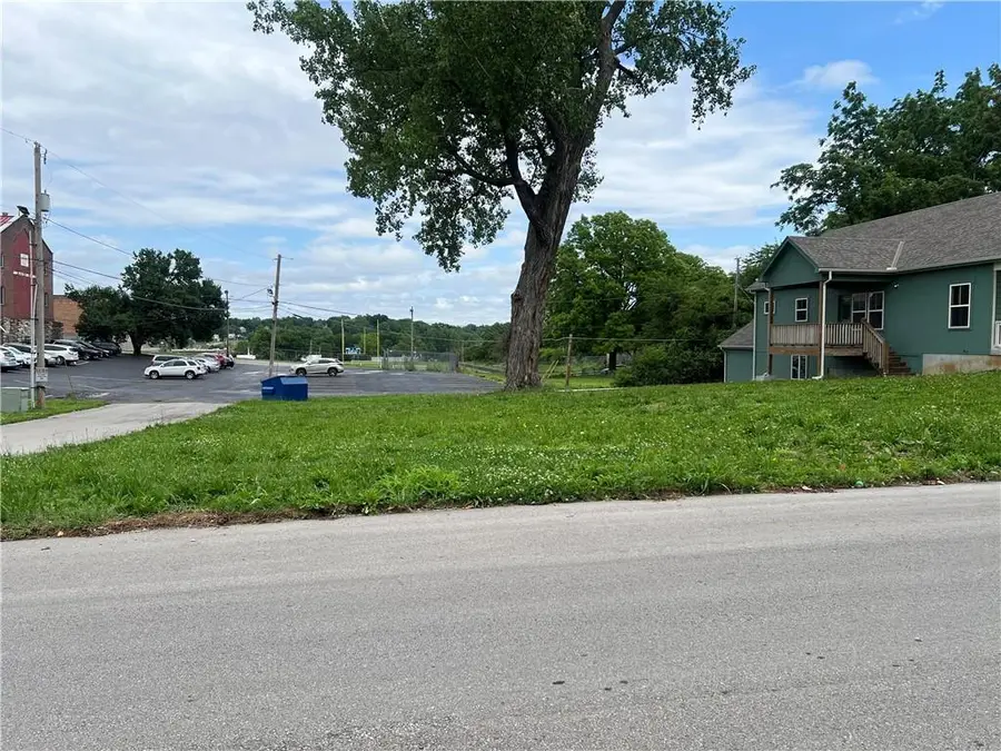 740 Everett Avenue, Kansas City, KS 66101 - #3