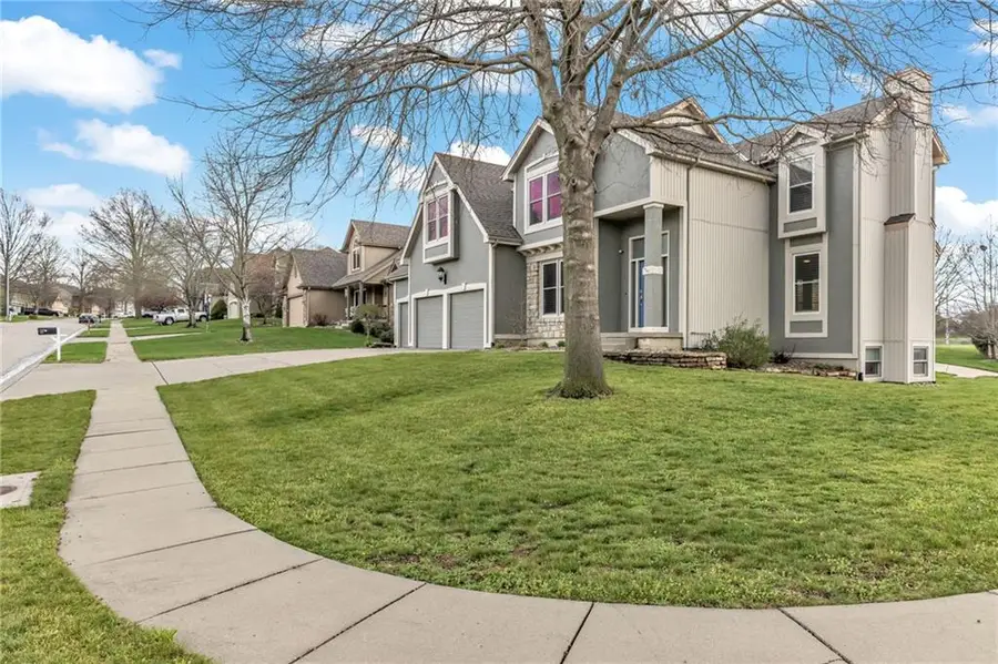 1327 Huntington Drive, Liberty, MO 64068 - #2