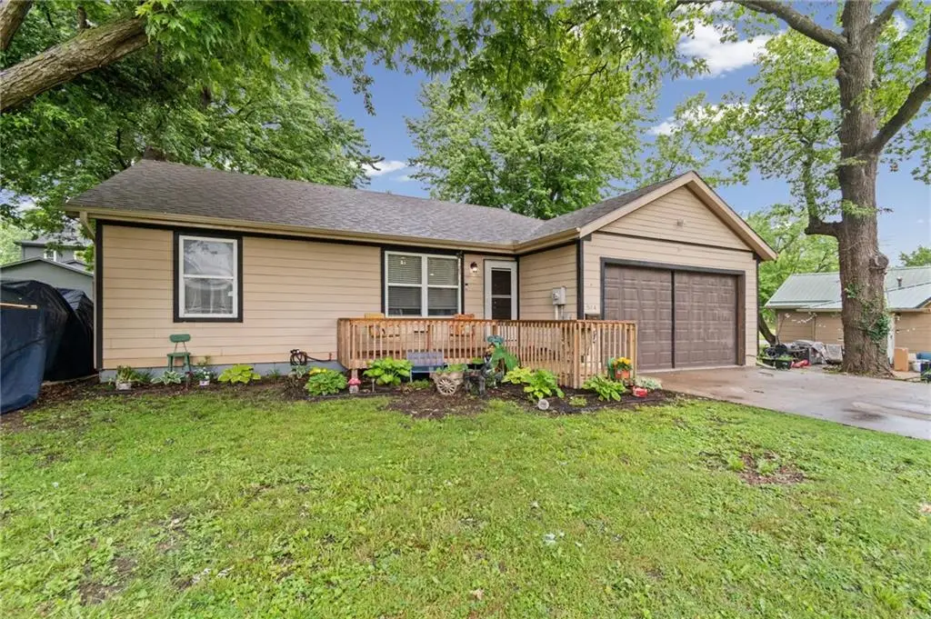 504 S Wellington Street, Richmond, MO 64085 - #1