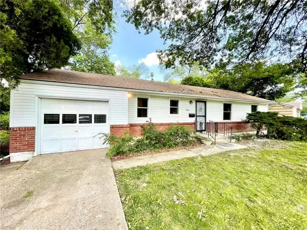 9015 Washington Street, Kansas City, MO 64114