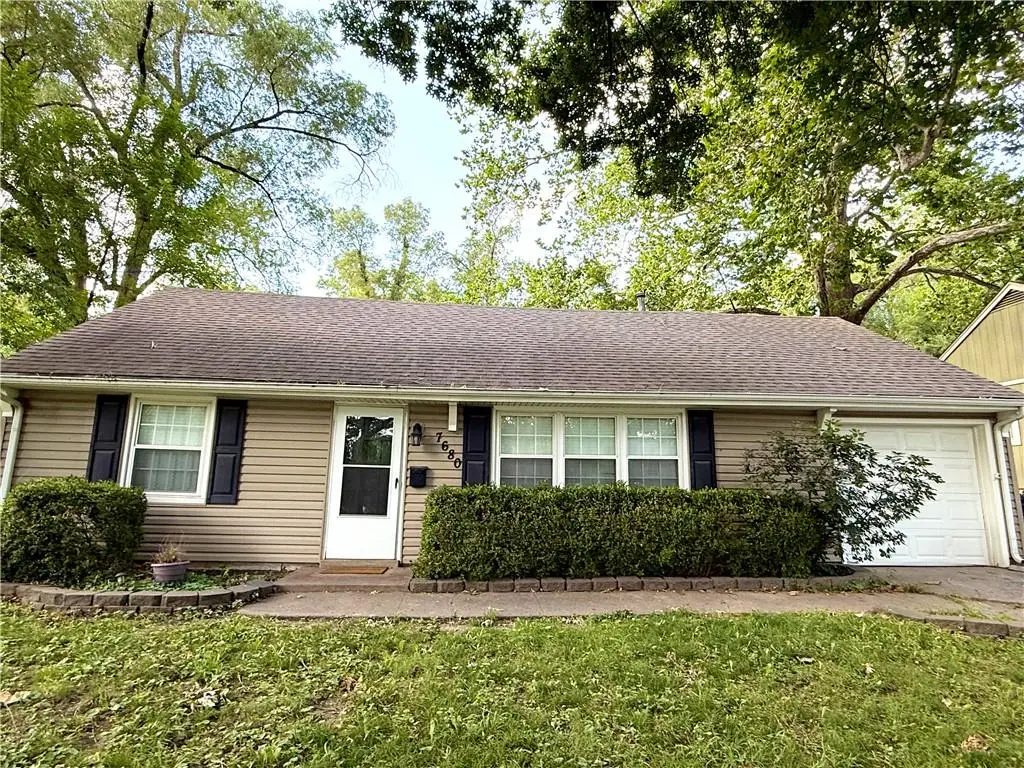 7680 Rainbow Drive, Prairie Village, KS 66208 - #1