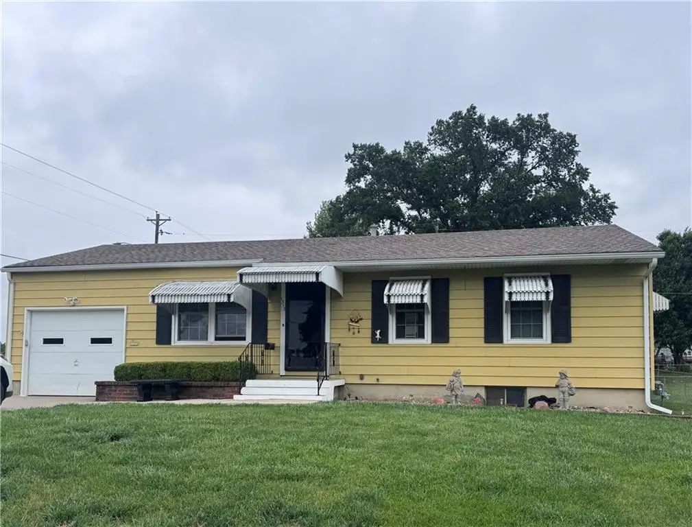 1313 N Cedar Crest Drive, Independence, MO 64056 - #1