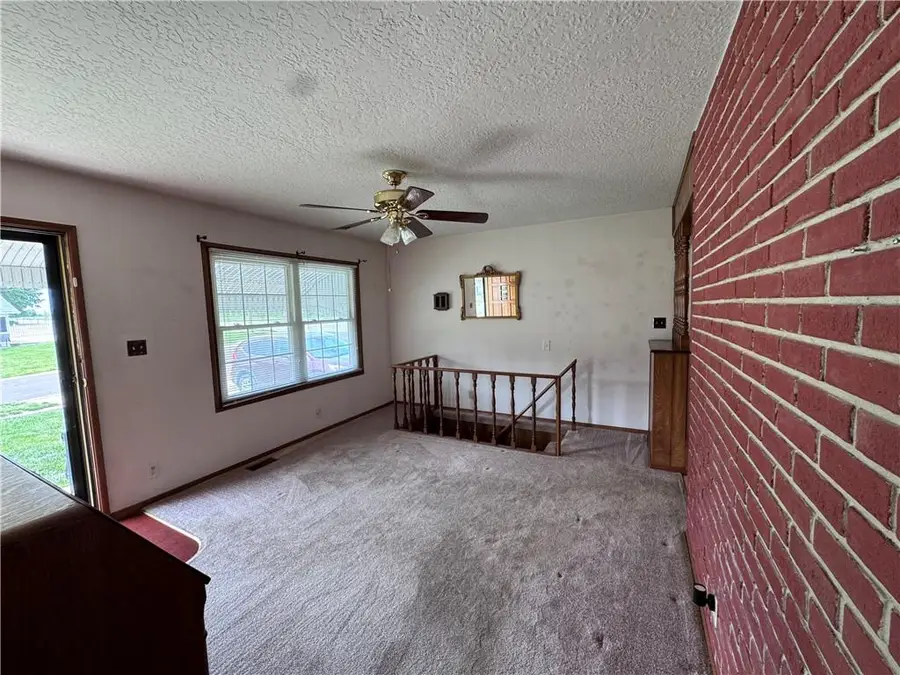 1313 N Cedar Crest Drive, Independence, MO 64056 - #2