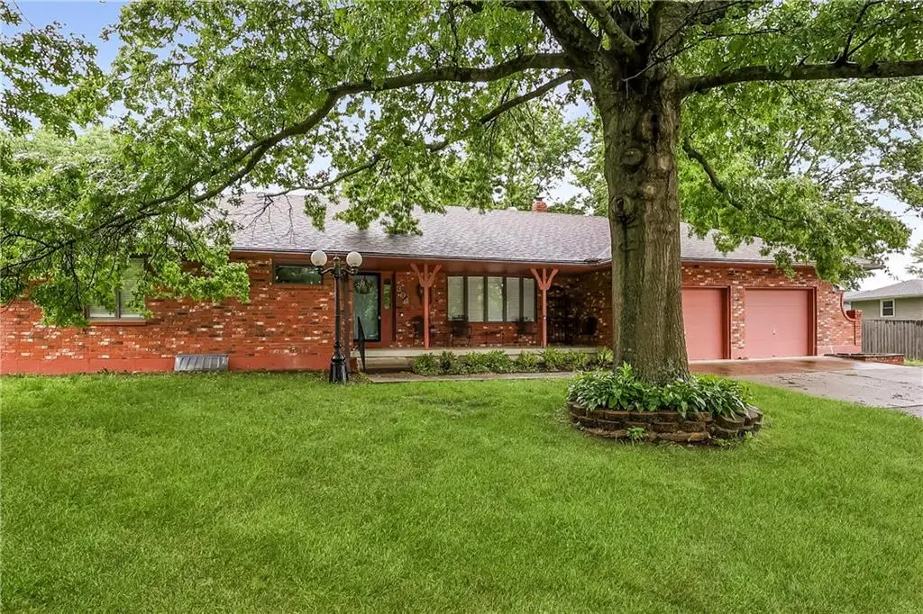 304 S Delaware Street, Archie, MO 64725 - #1