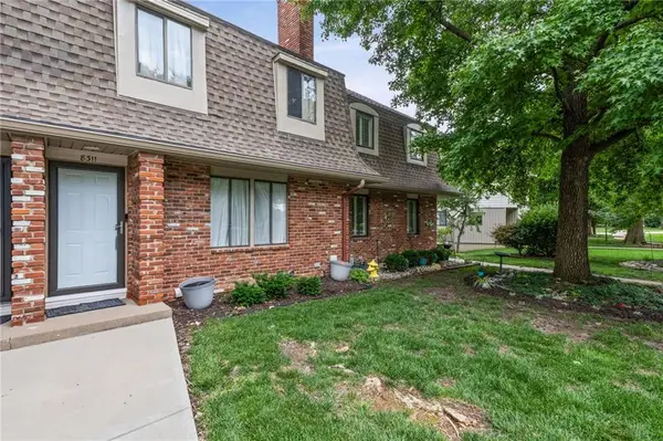 8311 NW Waukomis Drive, Kansas City, MO 64151
