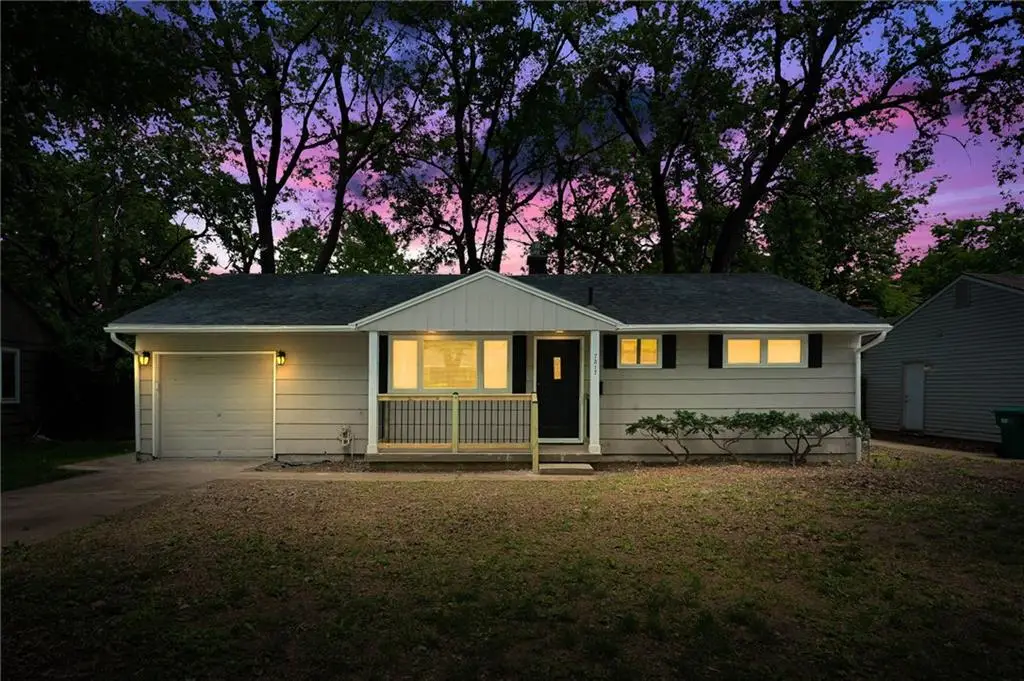 7317 Elm Avenue, Raytown, MO 64133 - #1