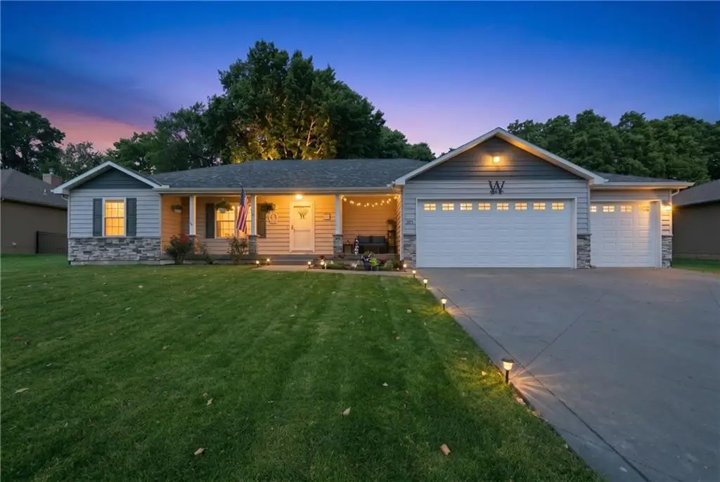 302 S Peach Tree Avenue, Lone Jack, MO 64070 - #1