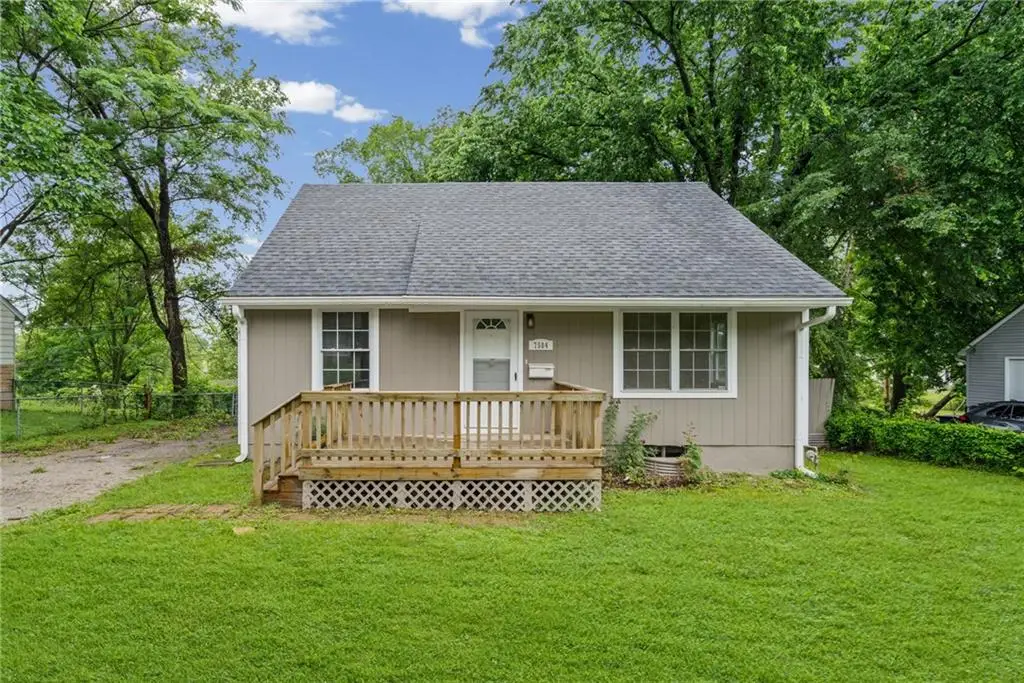 7504 E 49th Street, Kansas City, MO 64129 - #1