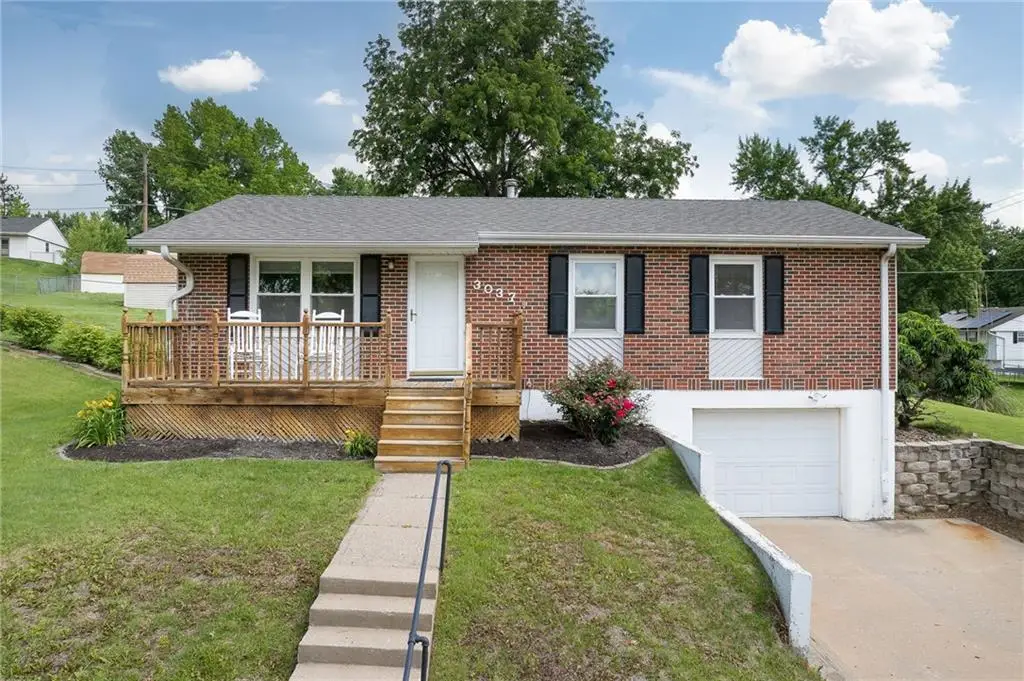 3037 Floyd Avenue, Saint Joseph, MO 64506 - #1