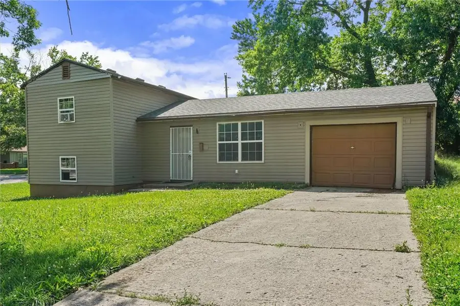 5260 Cypress Avenue, Kansas City, MO 64130 - #2