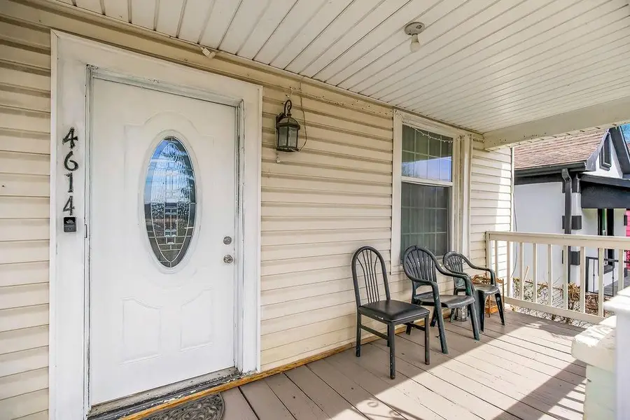 4614 E 10th Street, Kansas City, MO 64127 - #2