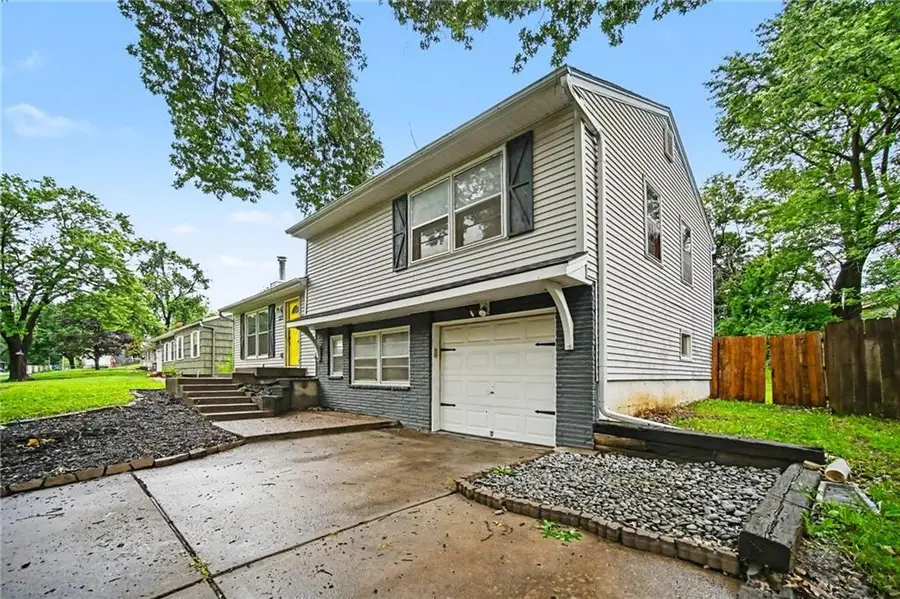 5313 N Lydia Avenue, Kansas City, MO 64118 - #2