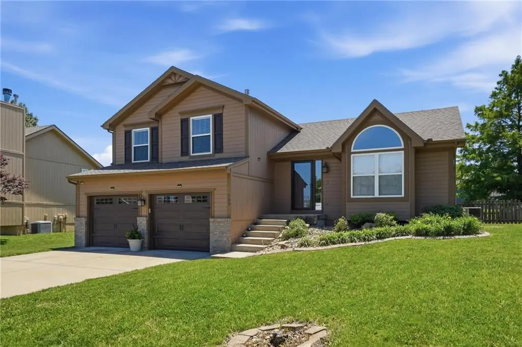 8001 NE 107th Street, Kansas City, MO 64157 - #1
