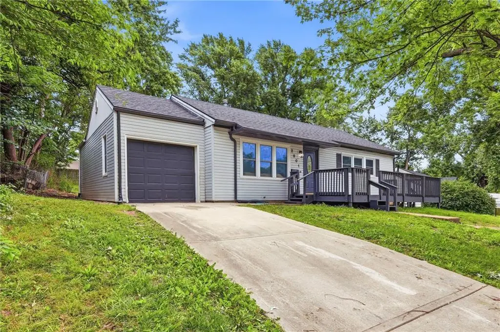 2901 S 26th Street, Kansas City, KS 66106 - #1
