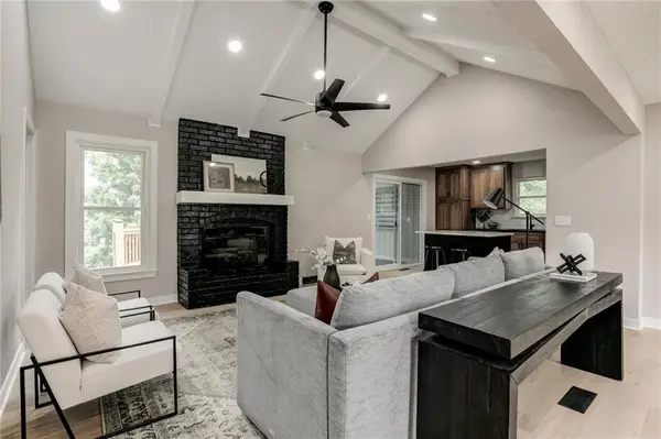6906 Brownridge Drive, Shawnee, KS 66218