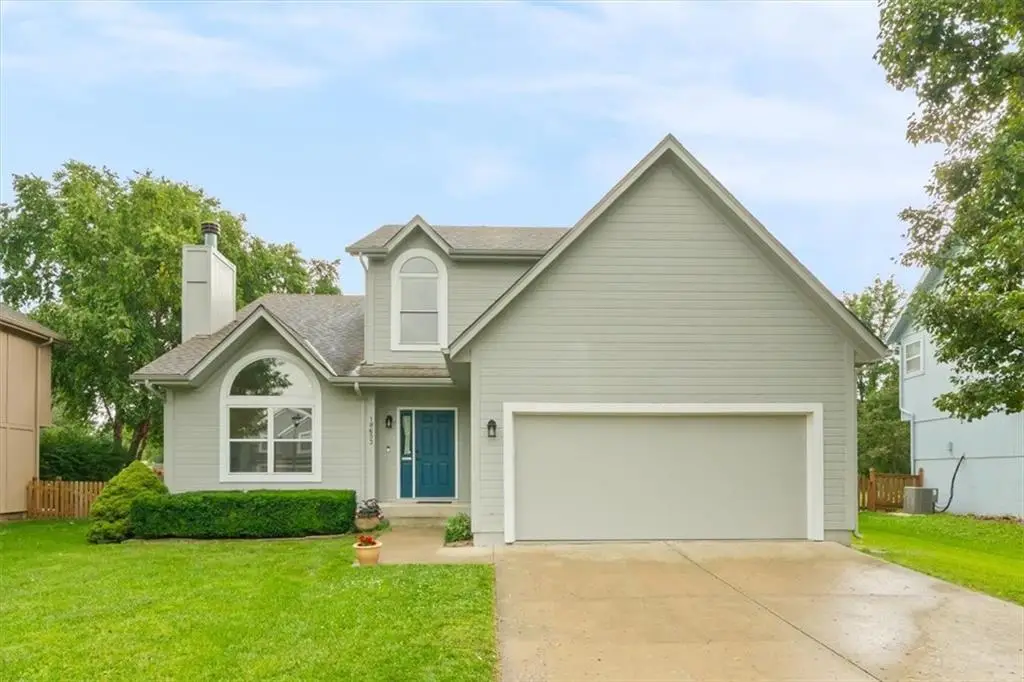18653 W 160 Street, Olathe, KS 66062 - #1