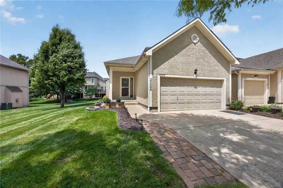 22608 W 73rd Street, Shawnee, KS 66227 - #2