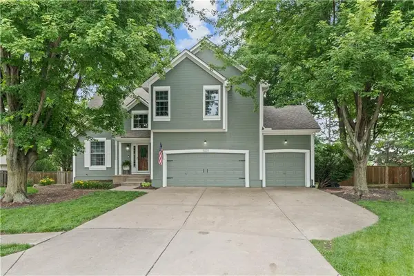 15233 W 139 Terrace, Olathe, KS 66062