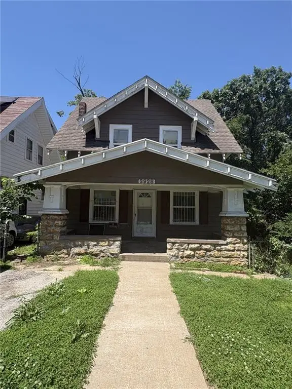 3928 S Benton Avenue, Kansas City, MO 64130 - #1