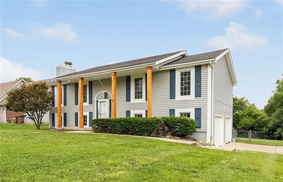 1119 W Pleasant Drive, Raymore, MO 64083 - #3