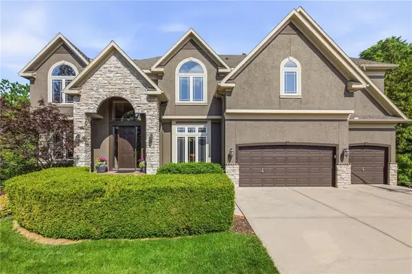 21020 W 81st Place, Lenexa, KS 66220