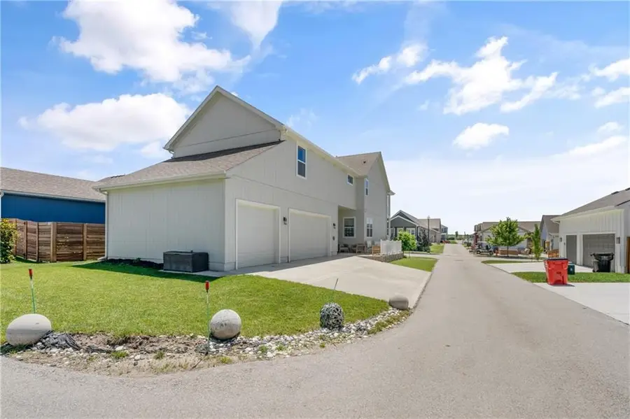 23500 E 11th Street S, Independence, MO 64056 - #2